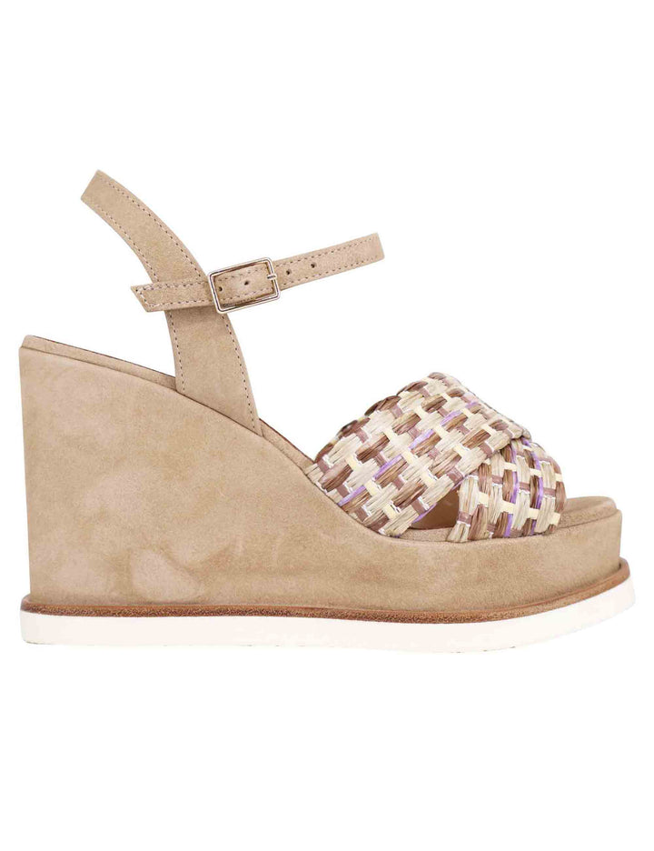 Spatarella Sandali donna in camoscio beige con cinturino alla caviglia e zeppa alta Saldi Di Fabbrica