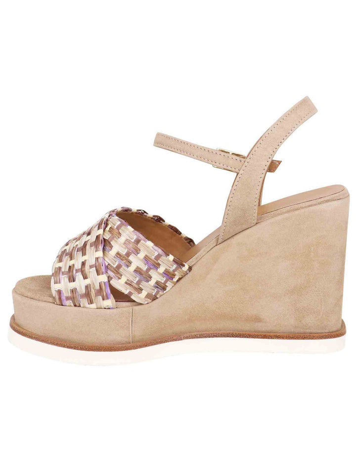 Spatarella Sandali donna in camoscio beige con cinturino alla caviglia e zeppa alta Saldi Di Fabbrica