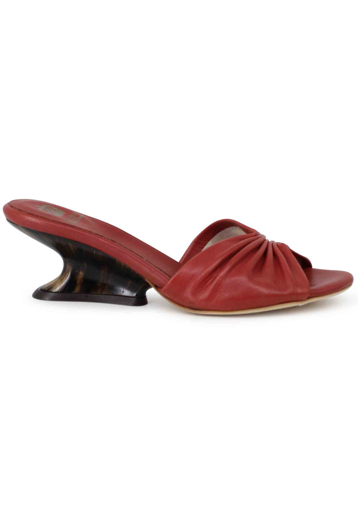 Spatarella Sandali donna in pelle mattone con zeppa bassa Outlet