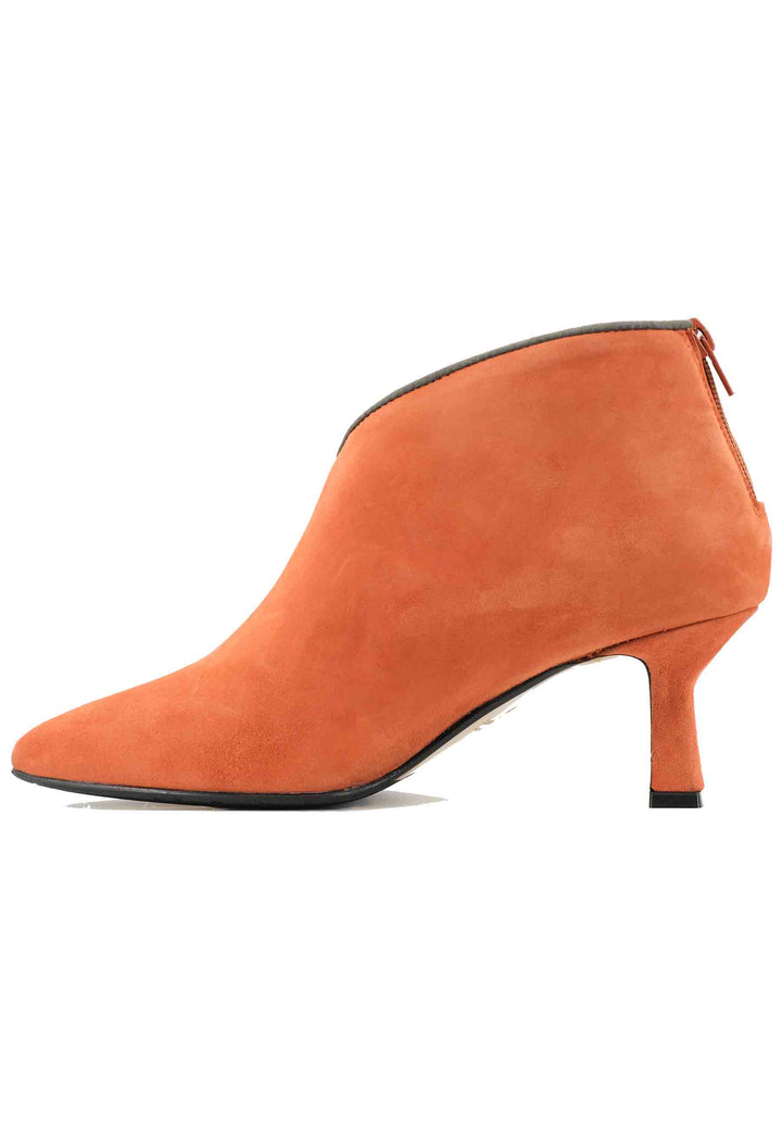 Spatarella Stivaletti TR1662/RT in camoscio arancione con zip posteriore In Vendita