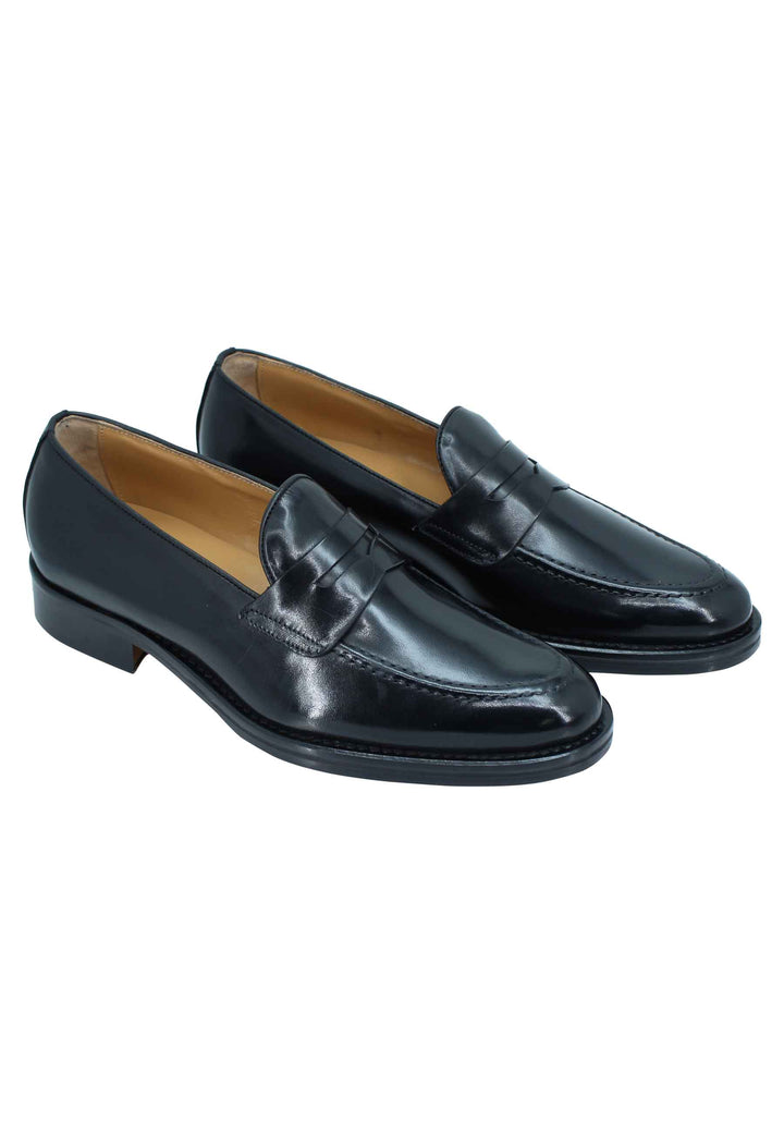 Spatarella Mocassini uomo in pelle nera con punta affusolata e suola in cuoio Offerte giornaliere