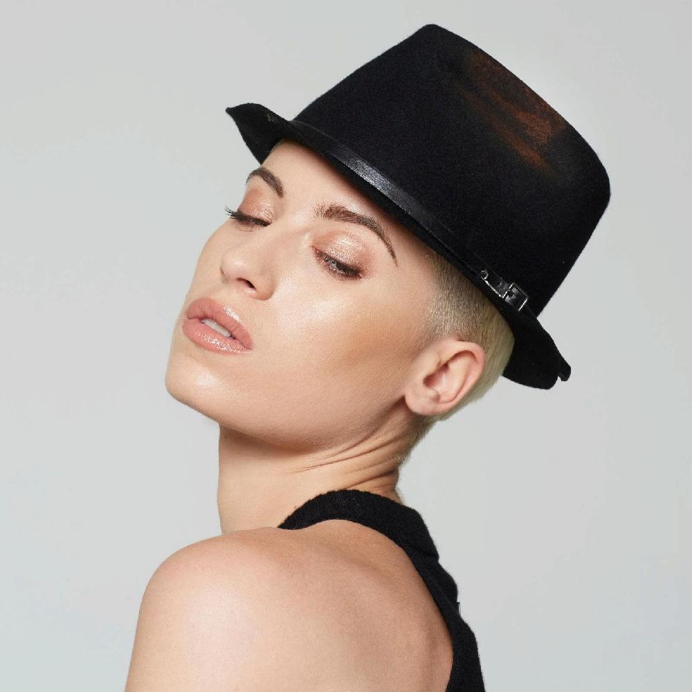 A.S.98 CAPPELLO DOLLY Vendite Flash