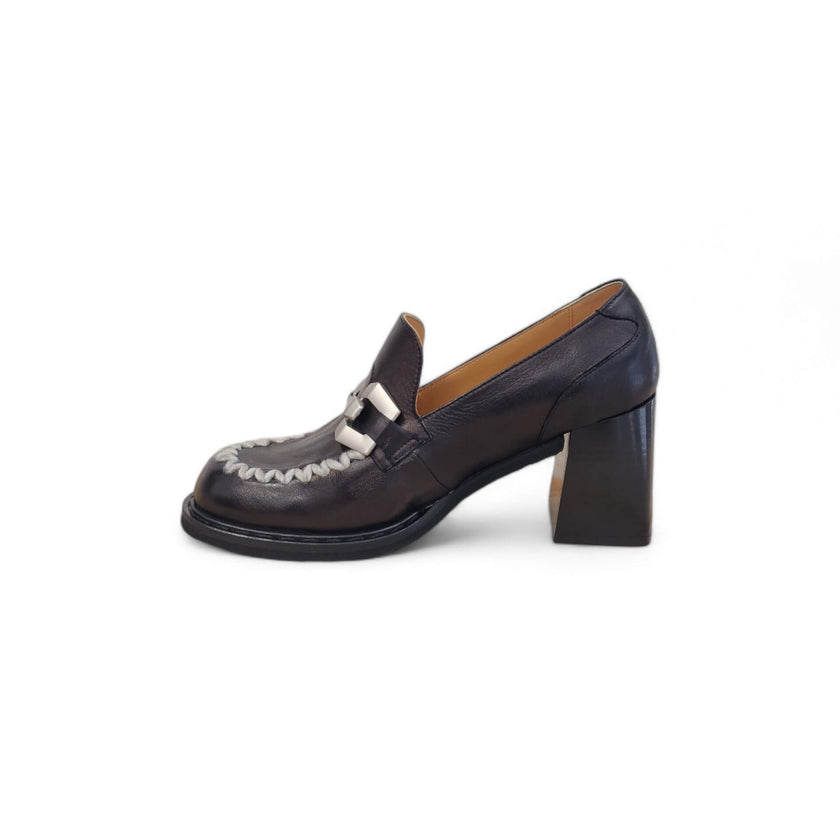 Viola Ricci Carla - Mocassino con tacco - nero Offerte