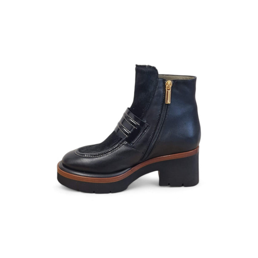 Viola Ricci Bianca - Stivalleto in pelle nero Ritorno libero